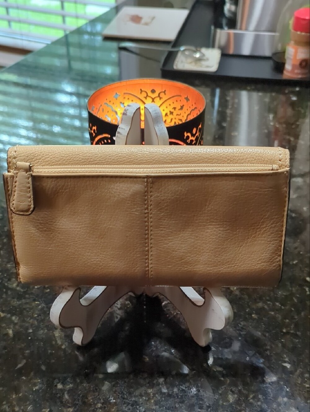 Women's Coach Tan Leather Turn-Lock Wallet Clutch - Picture 3 of 7